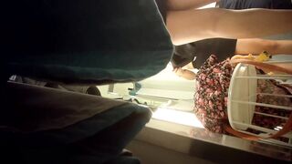 【精品偷拍】国内商场潮牌试衣间4K移动拍摄首发，男友帮女友换试新内衣，手痒直接伸进去摸一把5V【8G】 ipcam 3