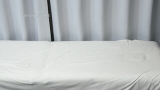 子猫のような可愛い声で喘ぎまくる美人アパレル会社勤務の患者さんの本気のガチイキ腰反り！反応検査⑰ ipcam