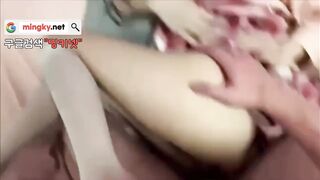 식구들 없을때 근친상간 사촌간섹스