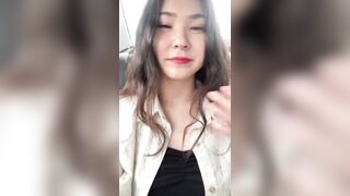 밖에서 빨아주고 박히는 년
