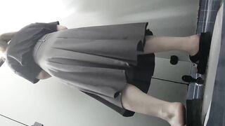 【お風呂ショット】極上メガネ女子がお尻を上げてクリトリスを擦ってオナニー！ 13V ipcam (3)