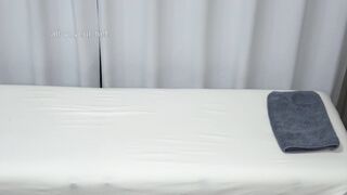 アイドル系ルックのシャイガールスレンダーJKは前触れもなくいきなりエビ反りイキ！反応検査⑫ ipcam