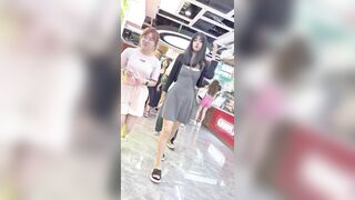 【KFC】短裙少妇独自逛街。淡绿色内内前后CD[某房原版] ipcam