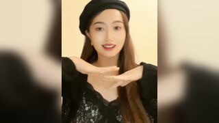 【震撼MJ】未流出名校系花女神【雅璇】婚前多次被多人迷玩288P+5V china (1)