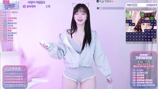 러아 251021