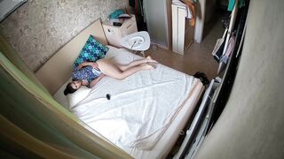 【破解摄像头】小姐姐性欲极强 长时间频繁自慰21V[某房原版] ipcam (14)