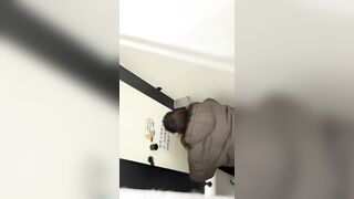 【極上トイレ撮影】掘り出し物を買いたい極上若妻、ピンクのオマンコで大学院入試受けたいインターン生～第5弾7名 ipcam (5)