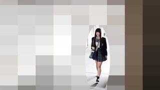 （全顔出）ろ顔な可愛いJKをエレベーターでスカート内盗撮したらガチいちごぱんつ履いてました jav jvip