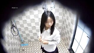 重磅【模特丝袜制服写真】摄影师偷拍模特换衣服！30V+496P[某房原版] ipcam 2 5 (9)