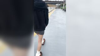 童顔でめちゃかわいいお姉さんの最高の美脚美尻パン線とスケエロパ〇ツ[4K動画][ドアップ ipcam