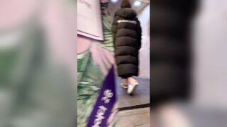 最高品質のバーゲン品、客室乗務員、ショッピングモールのノーパンで大きなお尻の夜市の美女たち ipcam 3 (3)