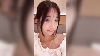 【Contrast Leaks】可愛い目とペチャパイ胸の女の子の自撮りとセックス動画が流出 china (11)