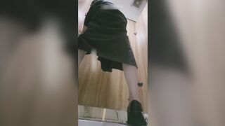 【极品厕拍】10月商场前后拍~学生小姐姐~对话拉S(9)39位[某房原版] ipcam 2