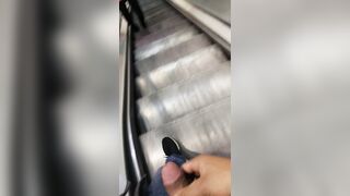 【全网稀缺】公交射头，电梯喷射，街头调戏，人前撸管等 ipcam 2 (1)