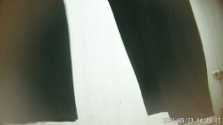 商场女厕全景近距离后拍❤️多位美女少妇各种极品肥鲍鱼2 ipcam (4)