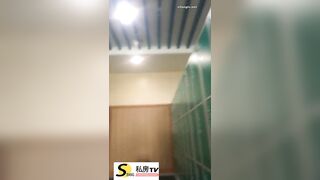 公共泳池换衣洗澡TP，多位美眉出镜！不乏极品...30V[某房原版] ipcam 1 (3)
