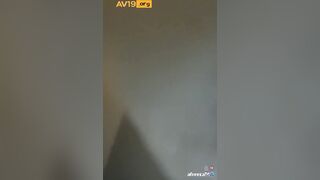 인스타 낌미 @kkki.ms 젖내놓고 아이스크림먹기_정지방송