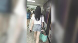 街射涂鸦❣️杰哥街头涂鸦掀裙射裸腿全集（下）102V ipcam 4 (7)