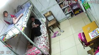 【360家族】複数の割れた家族カメラ、毎日愛し合うカップルの接写高画質、とても容姿が良くて声を聞くだけで射精できる若い女性がいる ipcam (17)