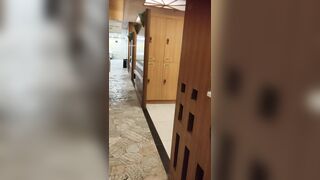 【温泉編】スタイル抜群のメガネ熟女がブラを外したら爆乳が露わに（5V） ipcam (5)