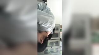 病院が複数の看護師の着替えの様子を密かに撮影した ipcam (4)