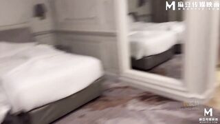 性愛情趣內衣的眼鏡娘窈窕長腿 被後入頂進小穴最深處 伊藤誠 - china