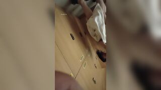 【温泉編】スタイル抜群で驚くほど美しい彼女はブラジャーを着けていない、巨乳でゴージャスな若妻 Ipcam 1
