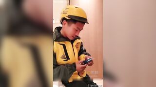 少婦叫跑腿買情趣用品！非要小哥現場體驗不然就負評 china