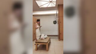 Hot_Spring_her_legs_are_simply_gorgeous ipcam (10)