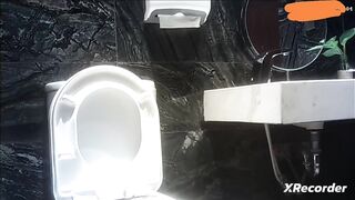 Womens_Restroom ipcam