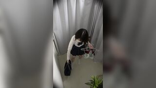 原液青チェをいたずら 生意気な目線に性ばい試着室 voyeur jp