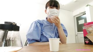 [FHD60p]【画質向上】コーヒー教室2 カメで逆さパンチラ  vol.14 育ち良さそうなお嬢様女子大生のピンクP② voyeur jp