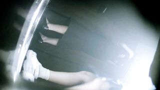 1月に流出した新シリーズ❤️ ナイトクラブやバーの女性用トイレで撮影された写真。黒ストッキングとハイヒールを履いた様々な美女が登場 ipcam (10)