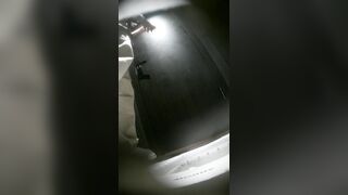 【トイレショット】バーの女の子が脱糞、肛門開き、膣分泌物が出る ipcam (4)