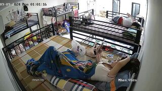 家族や寮からライブ配信された衣装替え動画の厳選コレクション ipcam 3 (1)