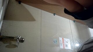 █マジックハン​​ズ☛外部購入█ プレミアムトイレ写真：超ハイヒールとサイハイブーツを履いた美しい女性のコレクション ipcam 2 (1)