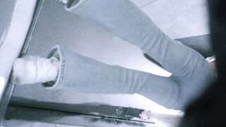オンライン初公開：【酒場トイレ盗撮シリーズ】黒ストッキングとハイヒール美女だらけ（パート8）28V ipcam 08 03 (5)