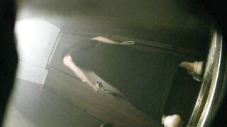 Bar_Green_Light_Dozens_of_Girls_Peeing3_1 toilet (5)