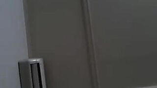 존예녀 화장실에서