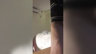 【オリジナル】純白のソックスを履いた美女が髪を引っ張られオーラルセックスを強要され、屈み込んで柔らかいオマンコを容赦なく貫かれる china 2 (87)