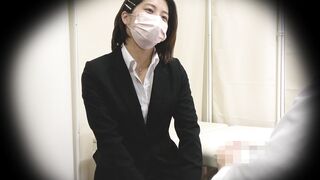 OLの肛門を広げるセクハラ診療美女の女性器丸見えM字開脚四つん這い【診療】 voyeur jp 1