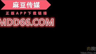 杏吧卡尔 - 單純嫩妹還在上學 安全意識不高同意拔套做愛 china