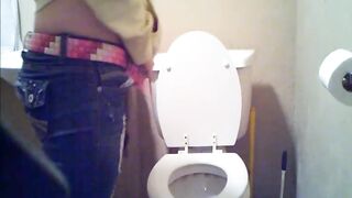 ladies dorm toilet voyeur 3 (4) 2