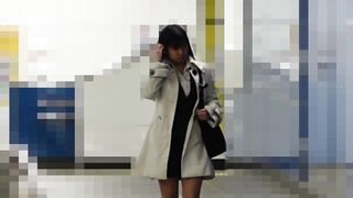 【ダブル痴漢】まさかの美人従妹どうし！ニーソ美脚OL＆美巨乳JDを激レア捕獲＊同時電マでシンクロ絶叫イキの敏感遺伝子！【高画質】 jav jvip 2 (3)