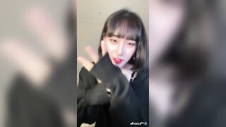 자꾸만 보게 되는 웅지니의 아찔한 플러팅 영상 korean porn (8)