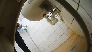 Bath Voyeur 11-15 toilet 4