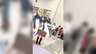 コスプレした女子高生とそのボーイフレンドが、お揃いの服を着て買い物中。ピンクの下着がローアングルから映っている ipcam 1