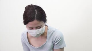 【盗撮】 パンストショップ店員 ！！パンチラと胸チラ voyeur jp 4