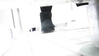 期間限定　至高洗面所盗撮 60　熟女のトイレ盗撮 Vol.16【伝説】 voyeur jp