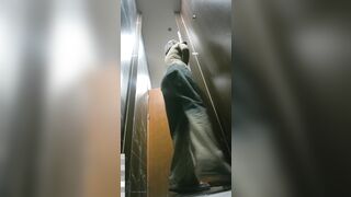 ✅新たに流出した█「悪魔の手」☛購入した█プレミアムトイレ写真「前景と背景」（モデル品質の黒ストッキング） toilet (5)